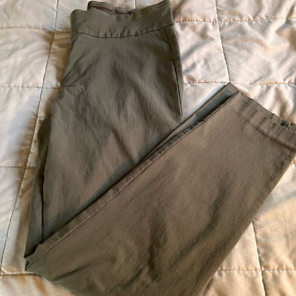 Van Heusen slim fit stretch size 12 pants - Picture 1 of 4